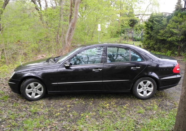 Mercedes-Benz Klasa E cena 19900 przebieg: 261320, rok produkcji 2002 z Gdynia małe 121